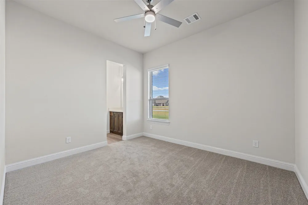 157 Lila Lake Drive Waxahachie, TX 75165
