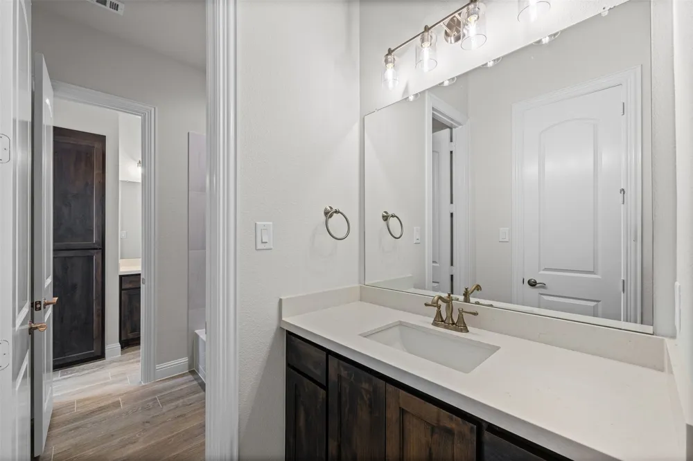 157 Lila Lake Drive Waxahachie, TX 75165