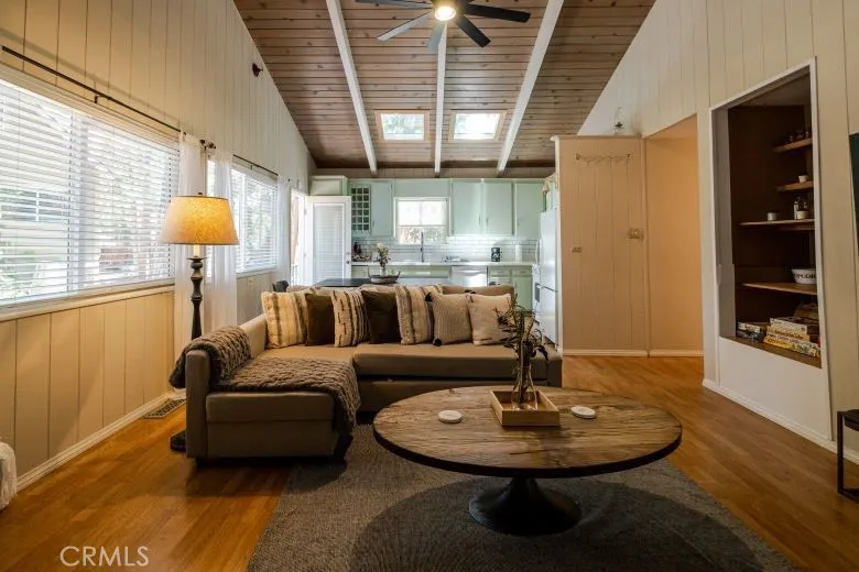 29054 Alder Ter Cedar Glen, CA 92321