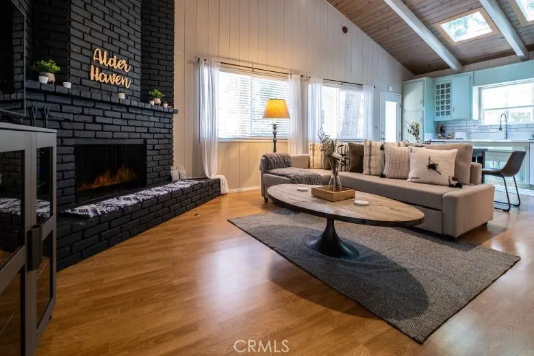 29054 Alder Ter Cedar Glen, CA 92321
