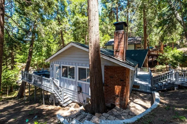 29054 Alder Ter Cedar Glen, CA 92321
