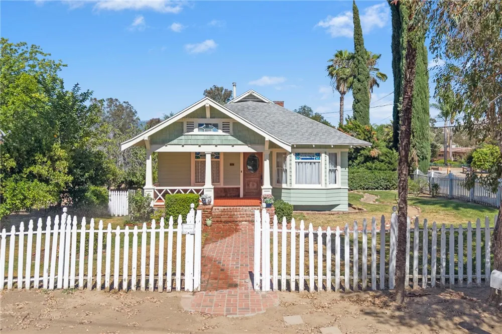 27440 Dartmouth Hemet, CA 92544