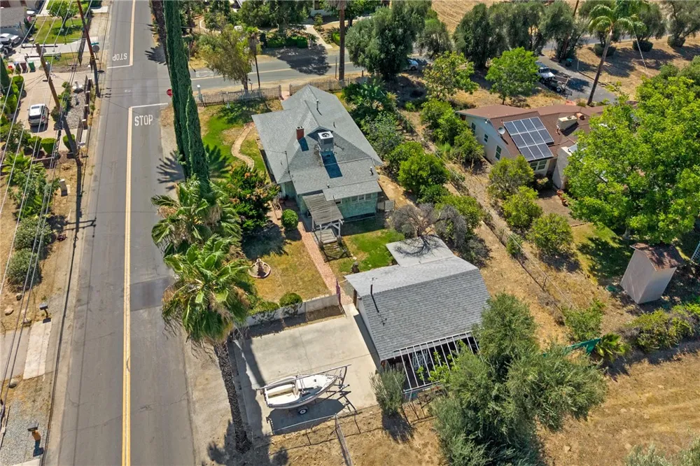 27440 Dartmouth Hemet, CA 92544