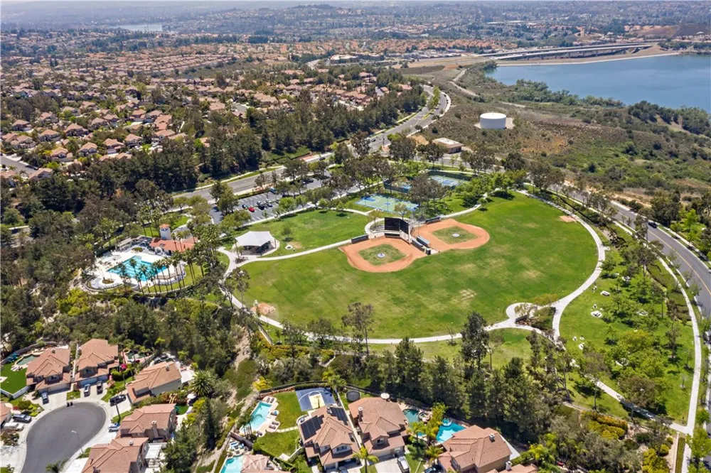 37 Mira Mesa Rancho Santa Margarita, CA 92688