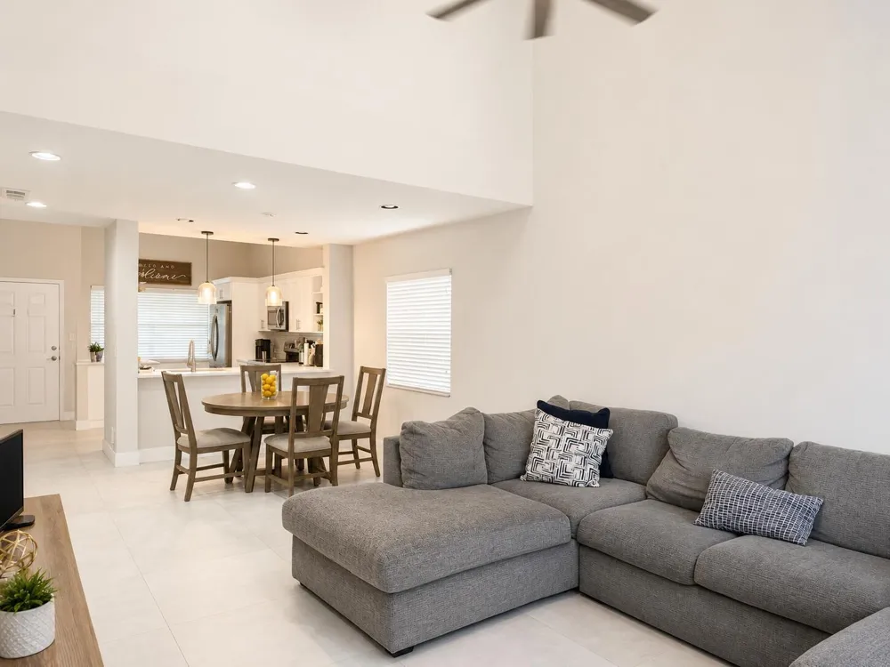 1644 Cypress Pointe Drive #1-9 Coral Springs, FL 33071