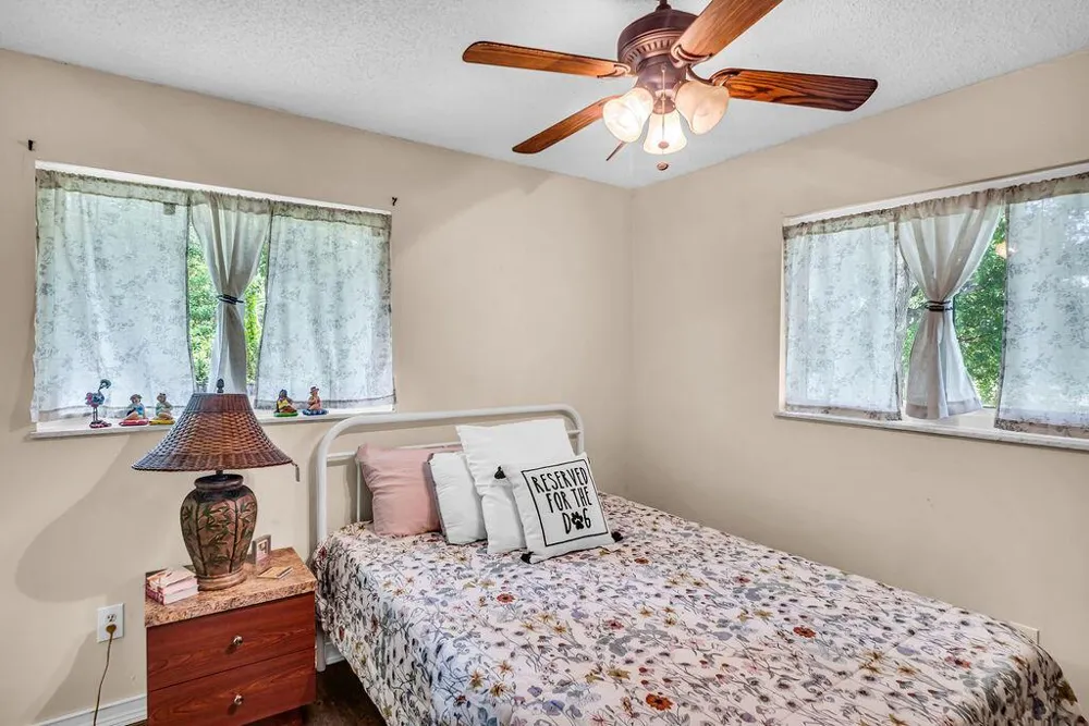 9302 Orange Avenue Fort Pierce, FL 34945