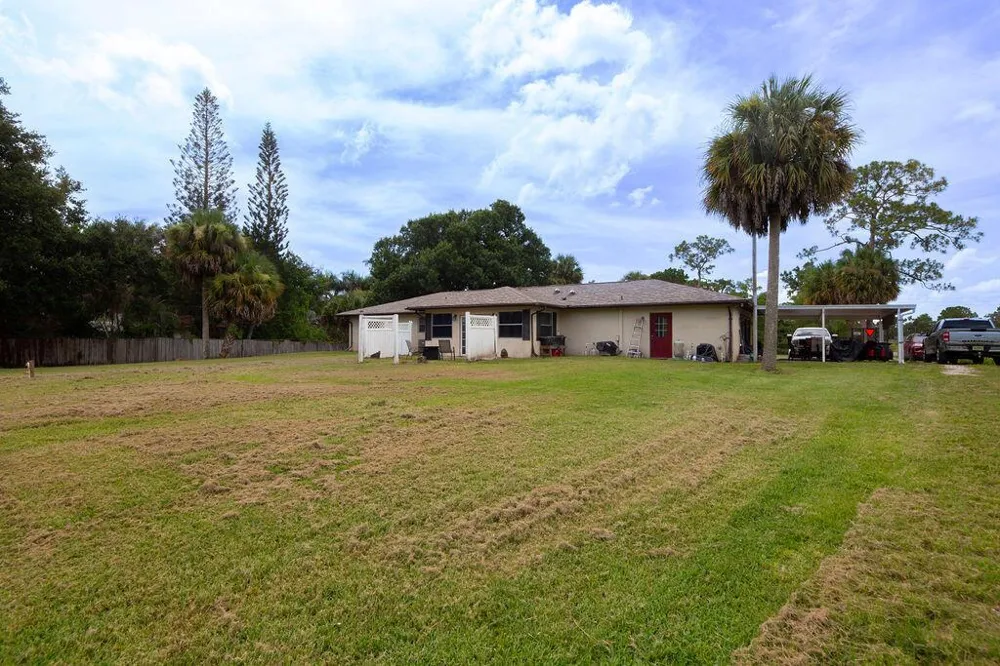 9302 Orange Avenue Fort Pierce, FL 34945