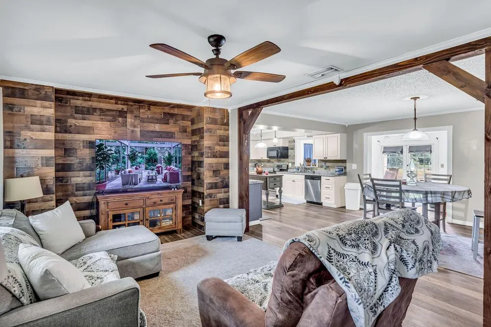 9302 Orange Avenue Fort Pierce, FL 34945