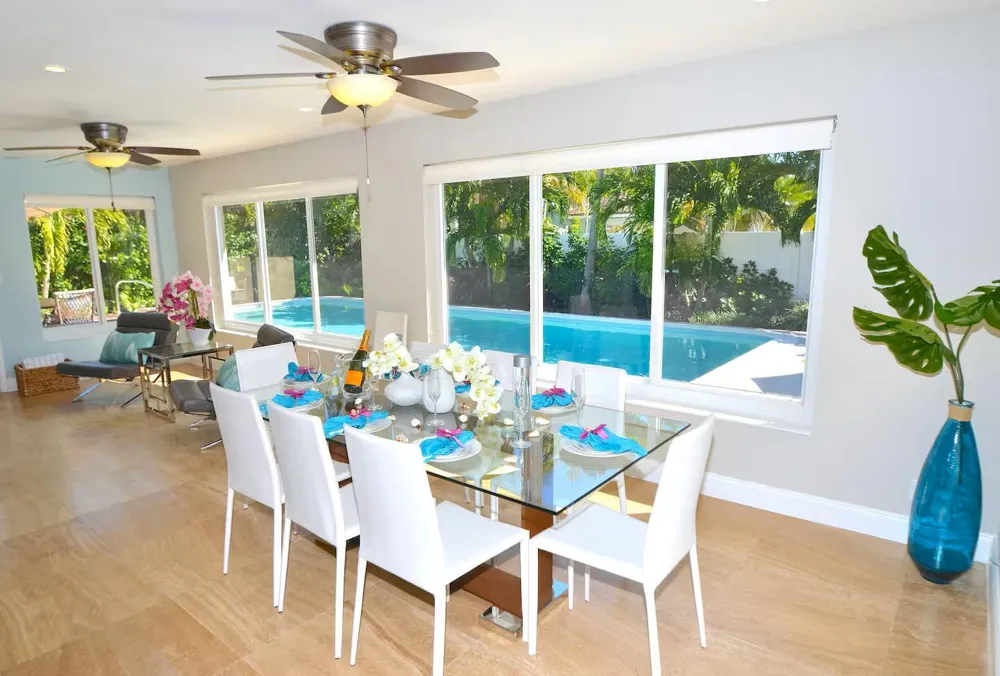 2060 Coco Palm Place Lauderdale By The Sea, FL 33062