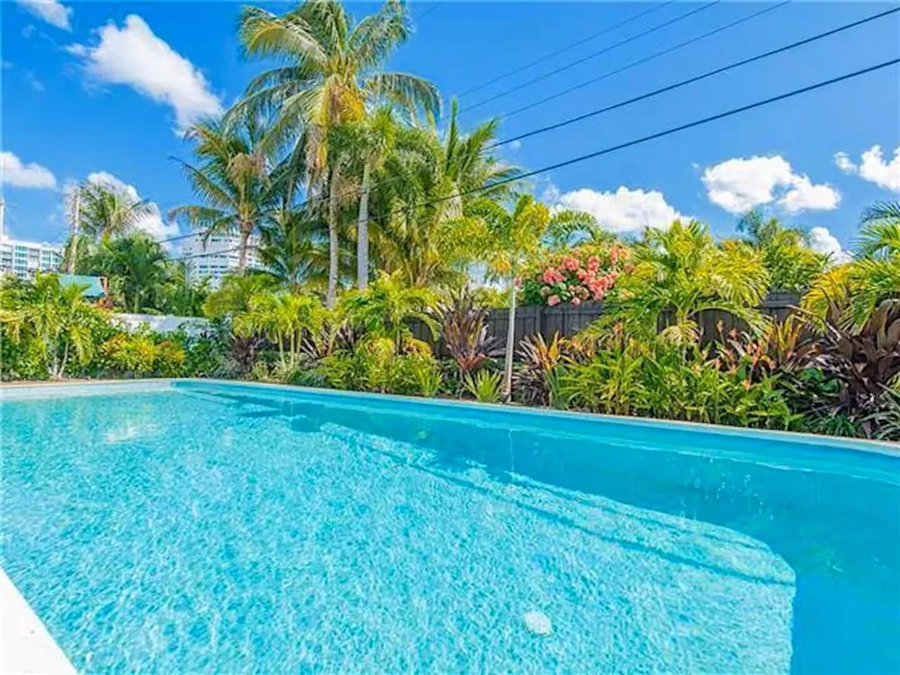 2060 Coco Palm Place Lauderdale By The Sea, FL 33062