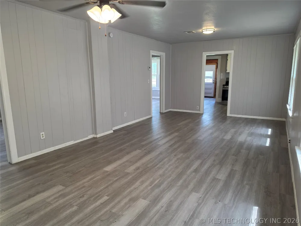 609 W 5th Street Ada, OK 74820