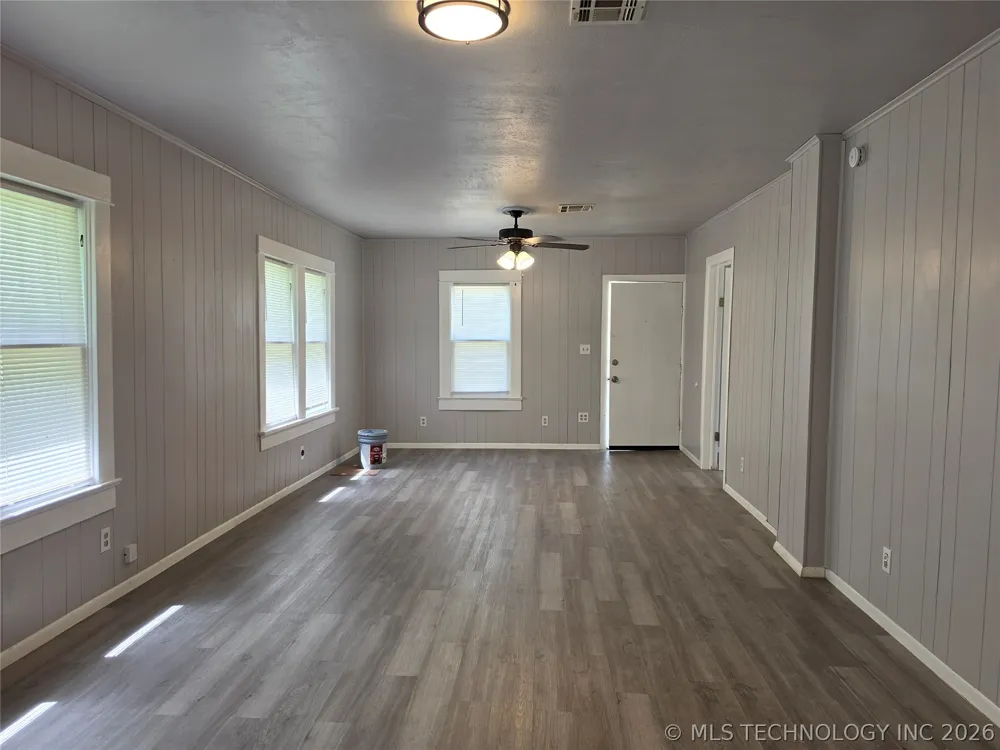 609 W 5th Street Ada, OK 74820