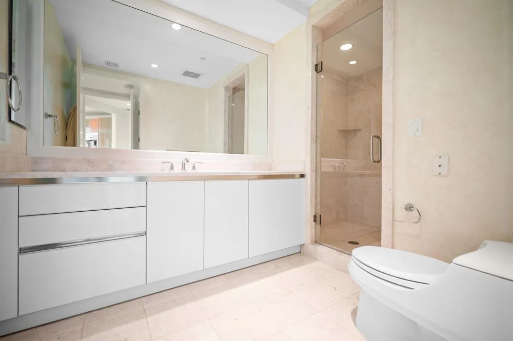 16051 Collins Avenue #1902 Sunny Isles Beach, FL 33160