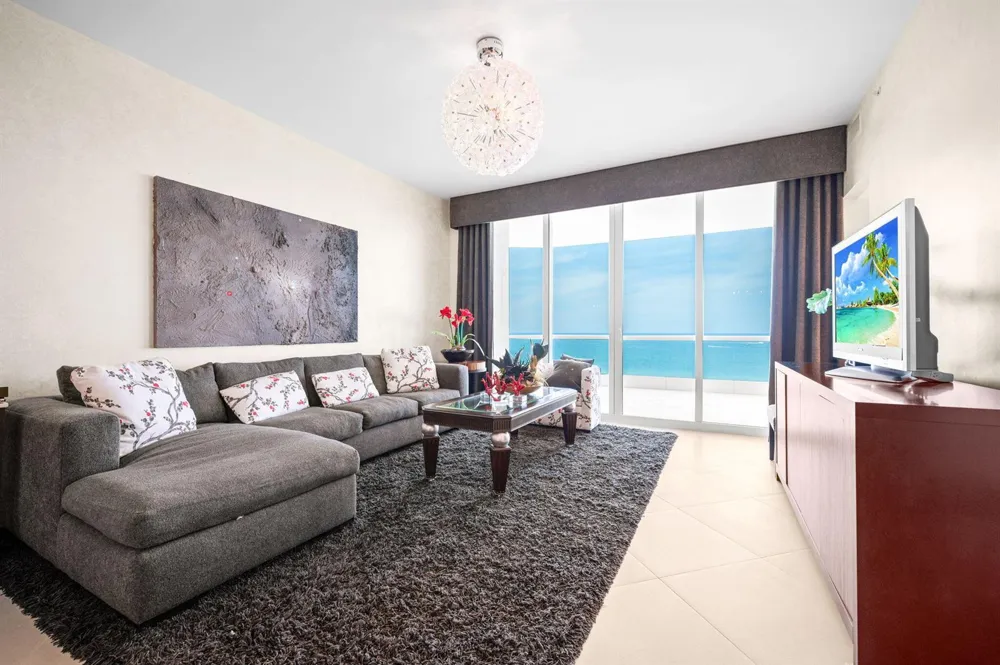 16051 Collins Avenue #1902 Sunny Isles Beach, FL 33160