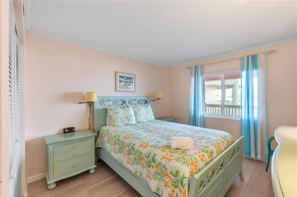 2600 GULF DRIVE #12 Bradenton Beach, FL 34217