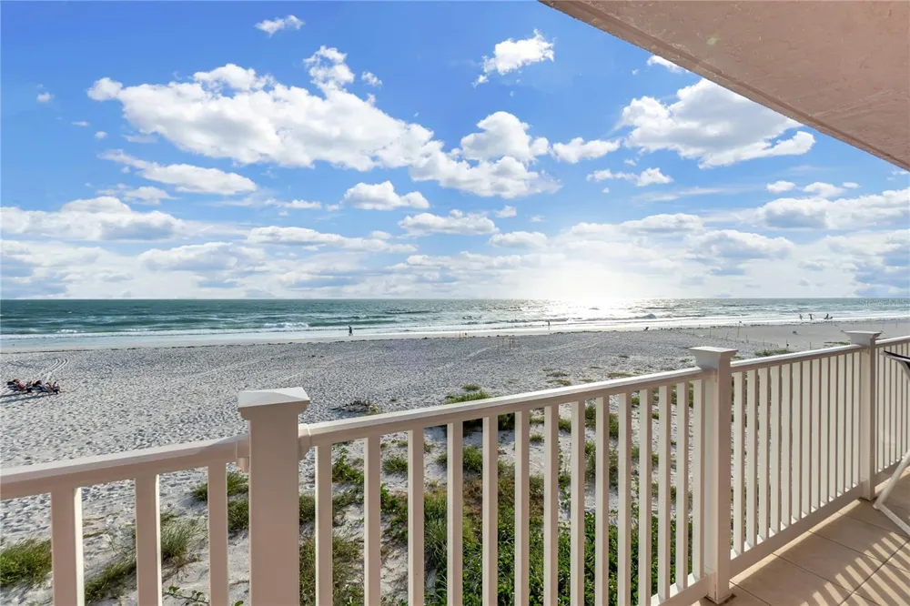 2600 GULF DRIVE #12 Bradenton Beach, FL 34217