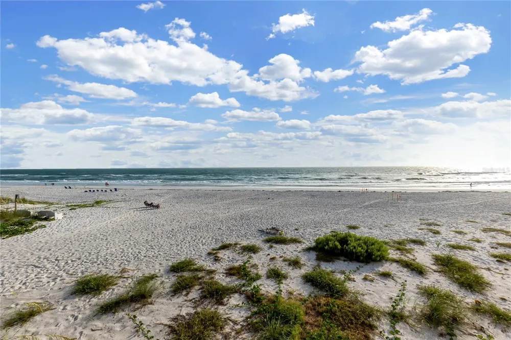 2600 GULF DRIVE #12 Bradenton Beach, FL 34217