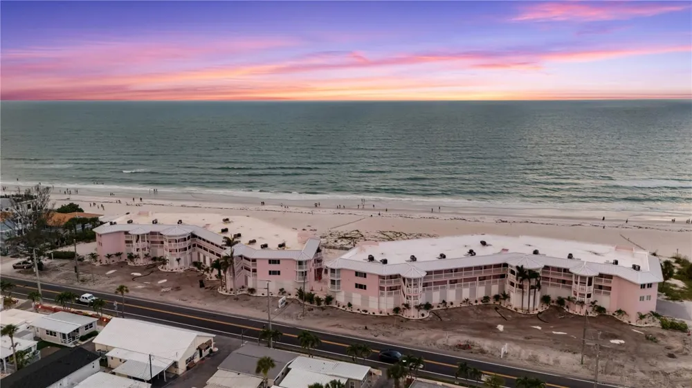 2600 GULF DRIVE #12 Bradenton Beach, FL 34217