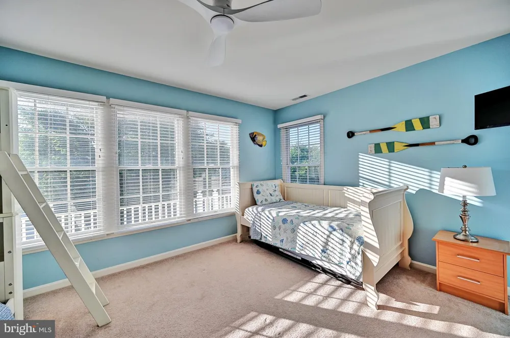 49 TULIP POPLAR TURN Ocean View, DE 19970
