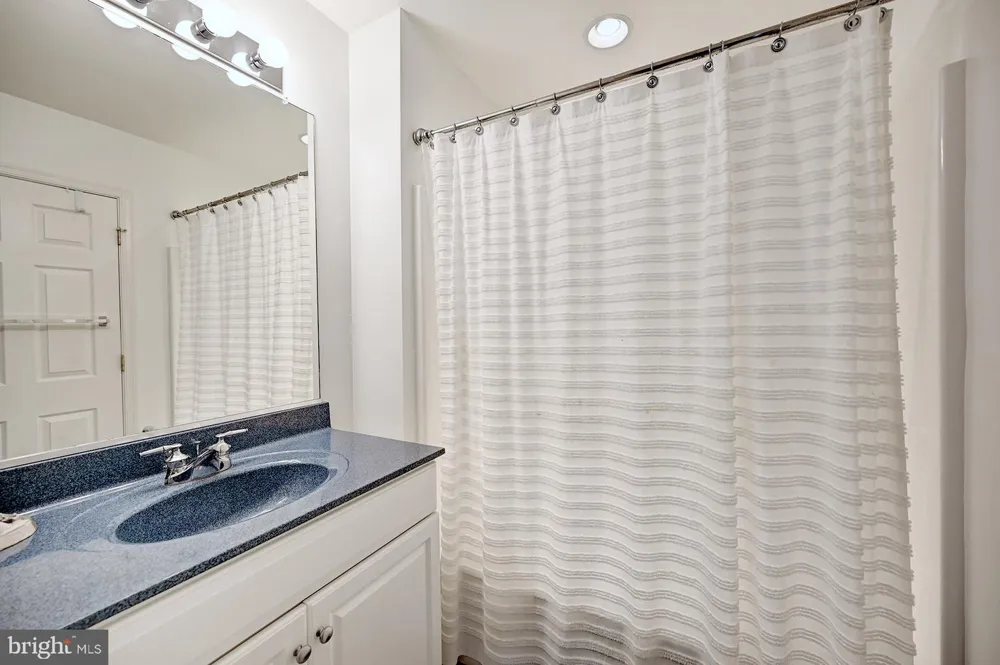 49 TULIP POPLAR TURN Ocean View, DE 19970
