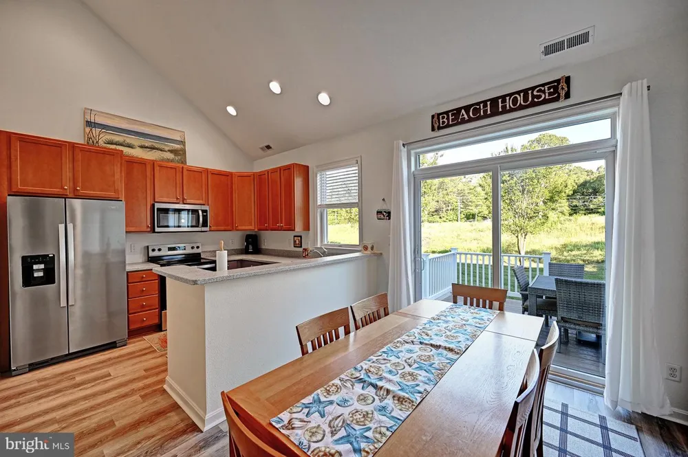 49 TULIP POPLAR TURN Ocean View, DE 19970