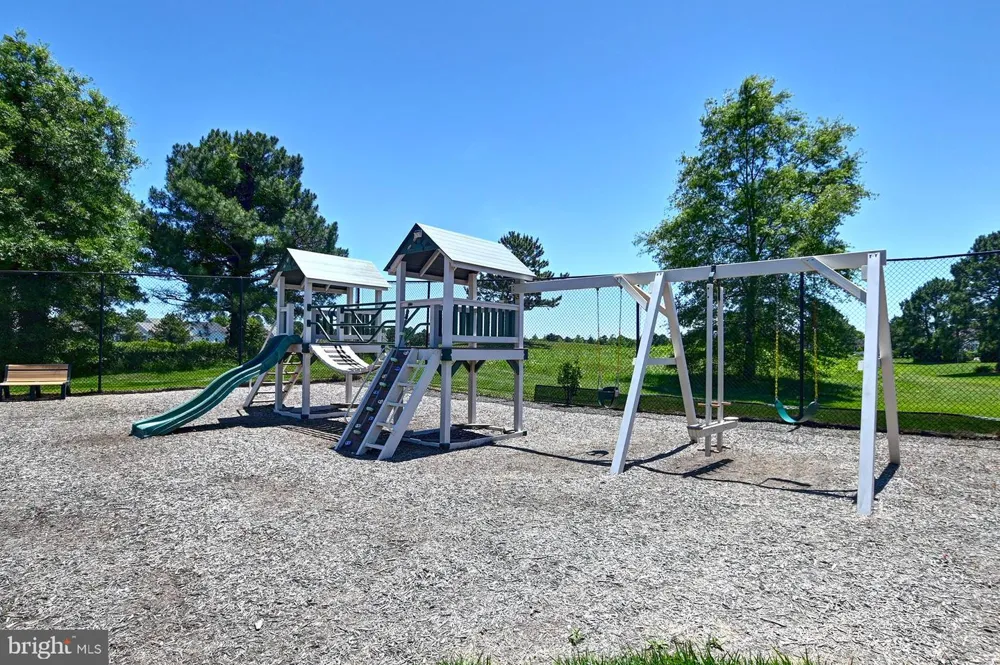 49 TULIP POPLAR TURN Ocean View, DE 19970