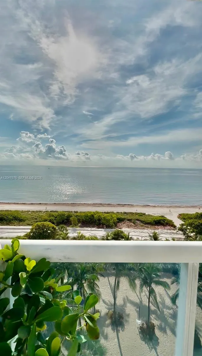 9201 Collins Ave #826 Surfside, FL 33154