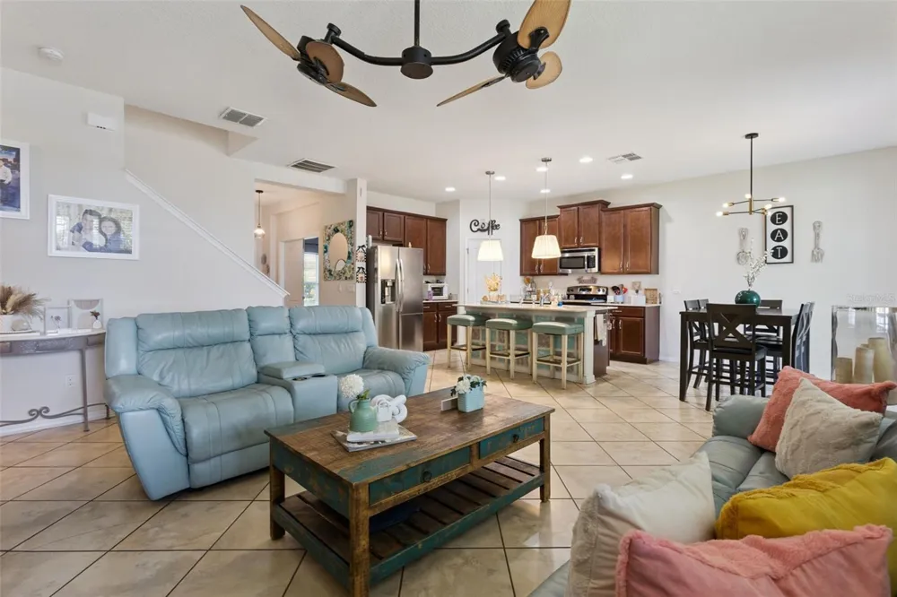 2514 PLUMADORE DRIVE Grand Island, FL 32735