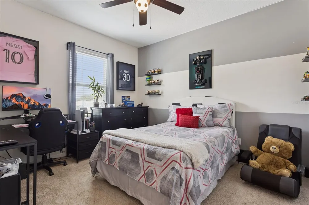 2514 PLUMADORE DRIVE Grand Island, FL 32735