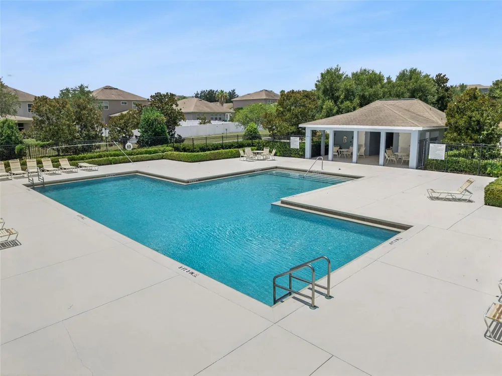 2514 PLUMADORE DRIVE Grand Island, FL 32735