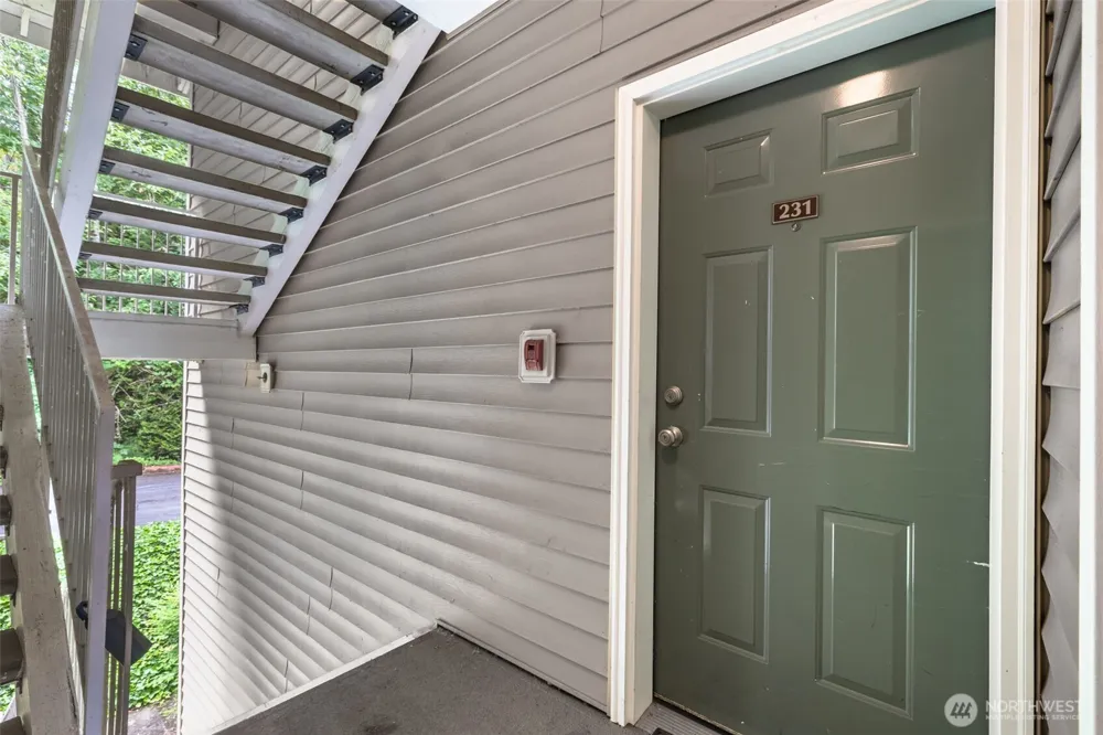 801 Rainier Avenue #F231 Renton, WA 98057