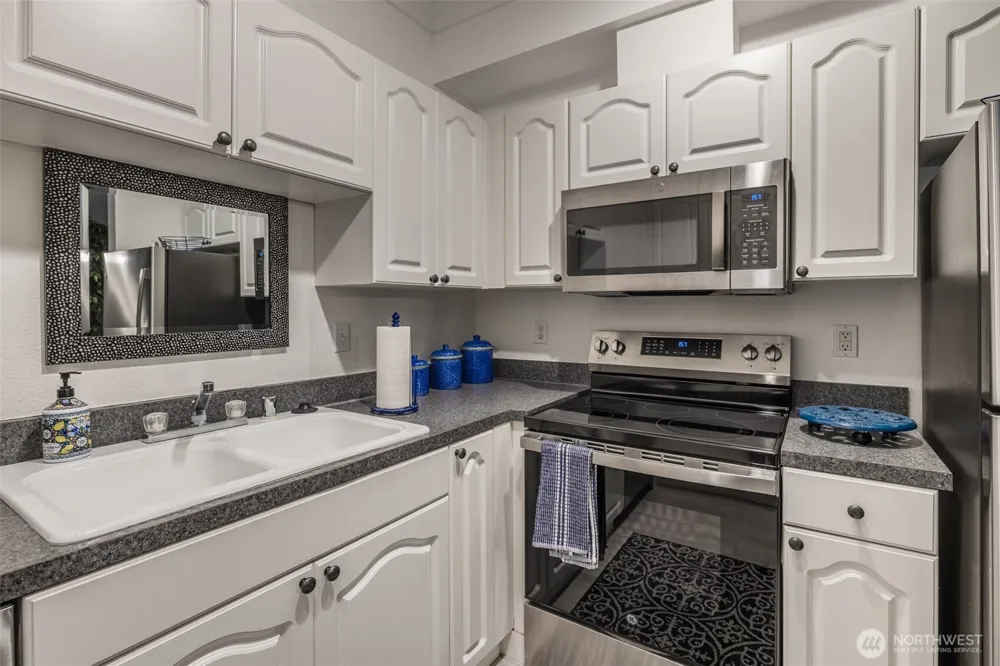 801 Rainier Avenue #F231 Renton, WA 98057