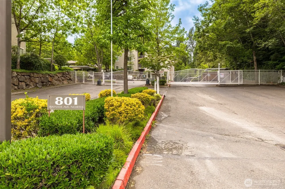 801 Rainier Avenue #F231 Renton, WA 98057