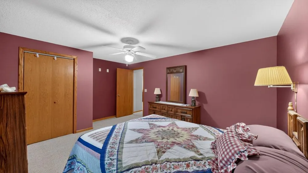 26 Garden Court Lake City, MN 55041