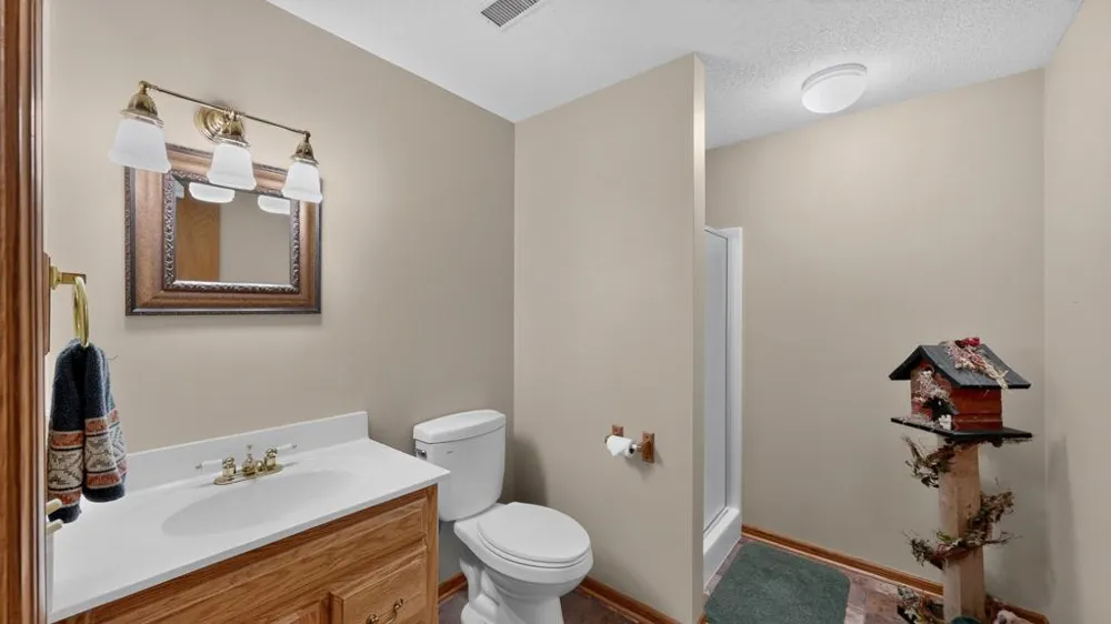 26 Garden Court Lake City, MN 55041