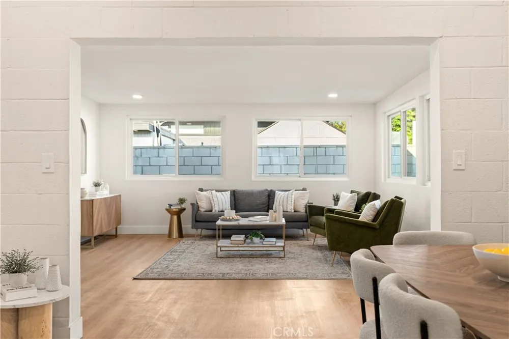 530 W Elm Avenue Fullerton, CA 92832