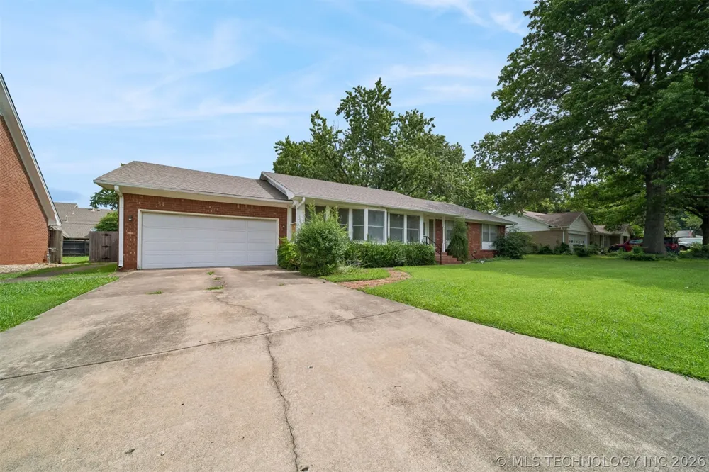 306 E 16th Street Claremore, OK 74017