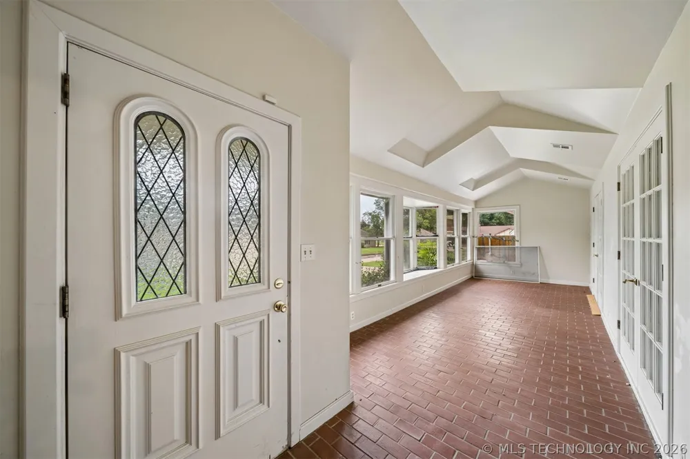 306 E 16th Street Claremore, OK 74017