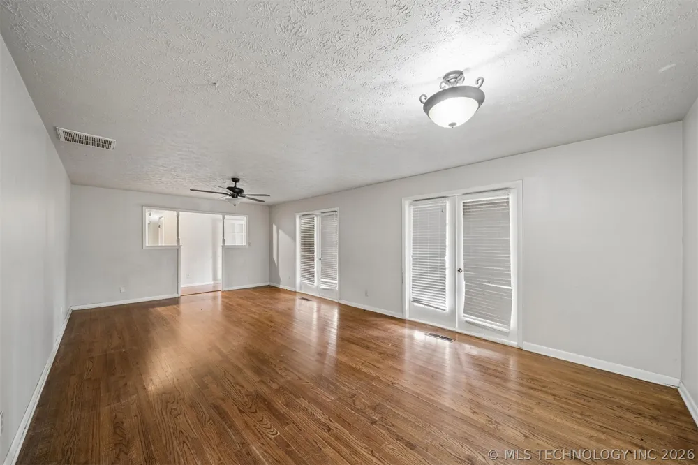 306 E 16th Street Claremore, OK 74017