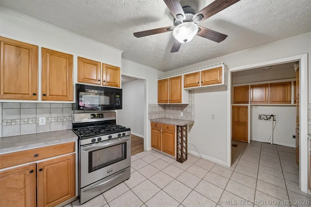 306 E 16th Street Claremore, OK 74017