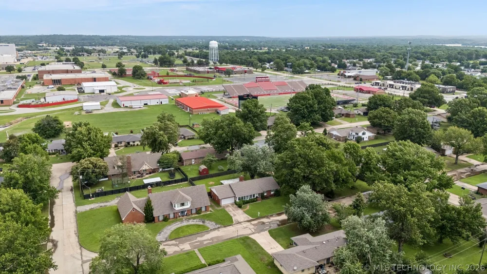 306 E 16th Street Claremore, OK 74017