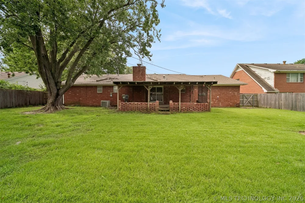 306 E 16th Street Claremore, OK 74017