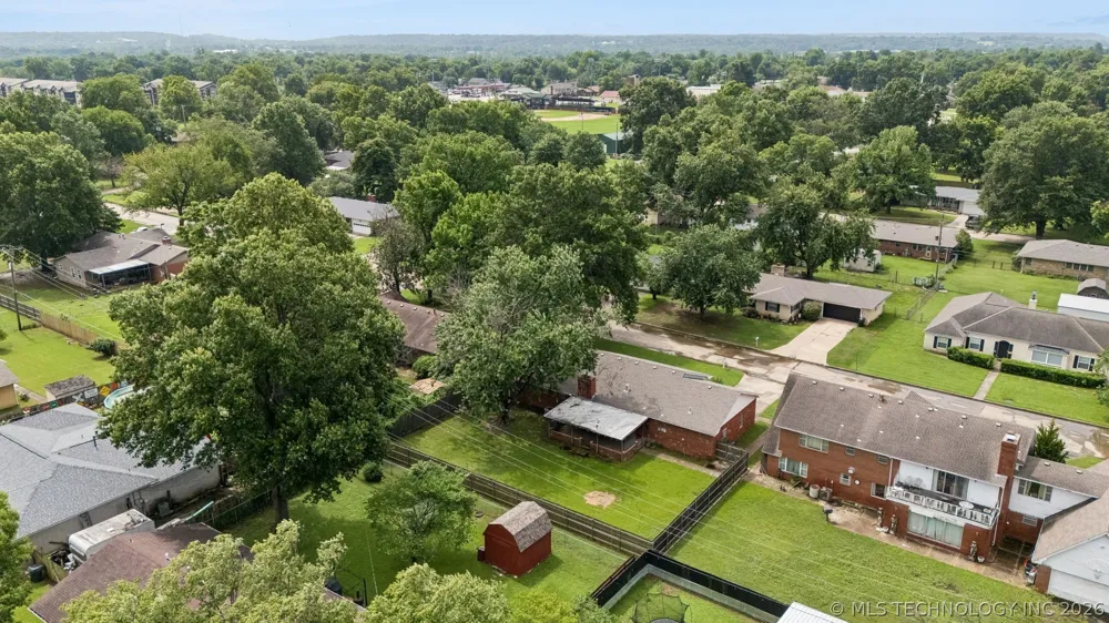 306 E 16th Street Claremore, OK 74017