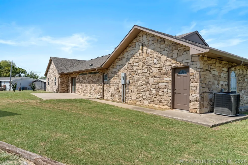 142599 Weaver Kingston, OK 73439