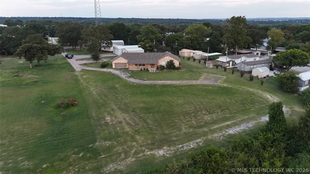 142599 Weaver Kingston, OK 73439