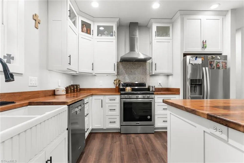287 Wolfe Road Sparta, NC 28675