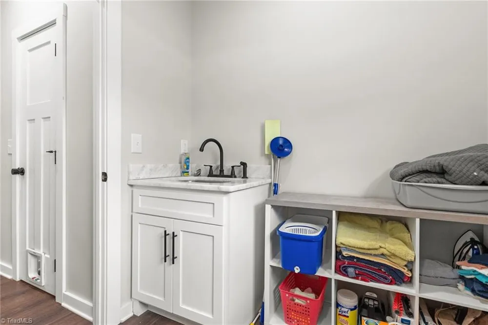 287 Wolfe Road Sparta, NC 28675