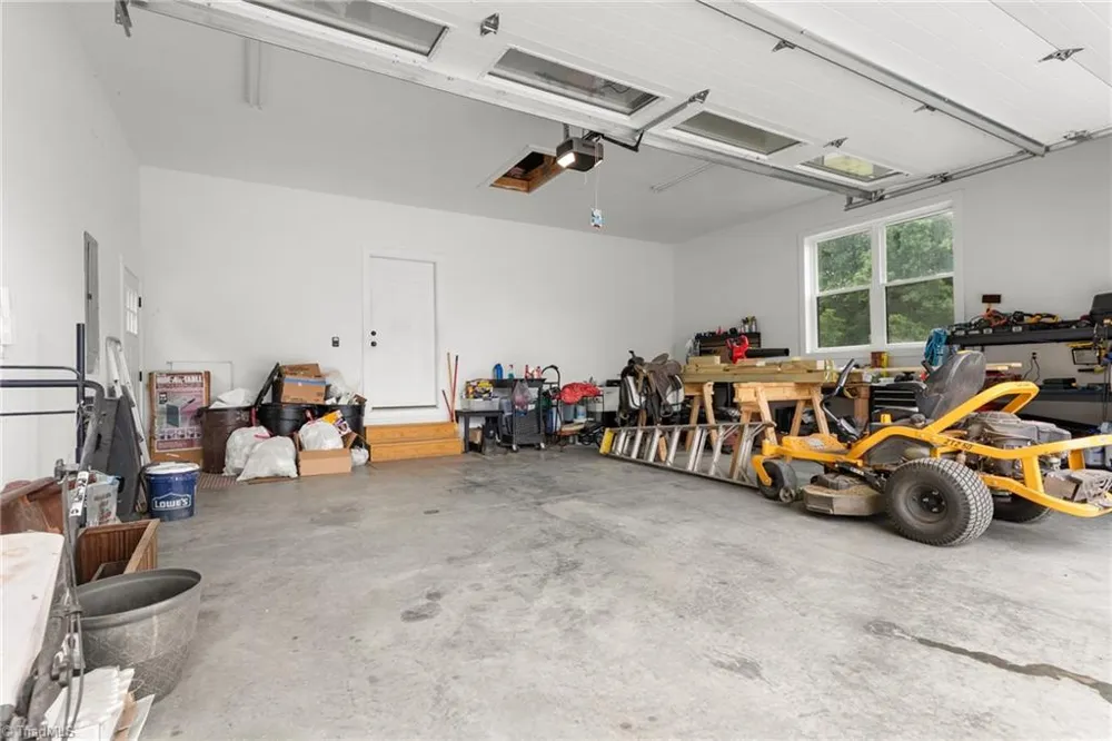287 Wolfe Road Sparta, NC 28675