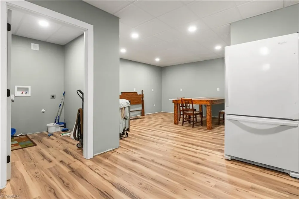 287 Wolfe Road Sparta, NC 28675