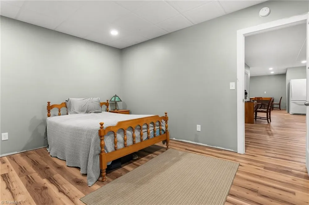 287 Wolfe Road Sparta, NC 28675